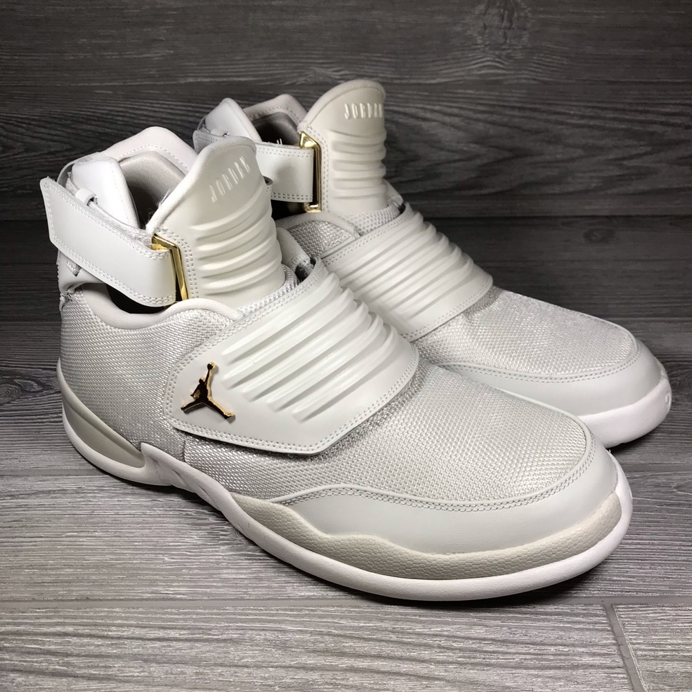 NEW Nike Jordan Generation 23 - Size 12